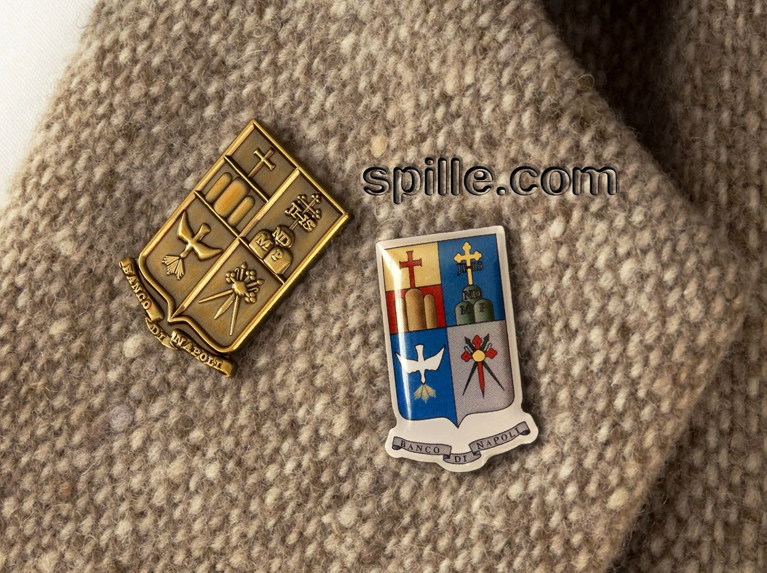 distintivo 3d spille.com