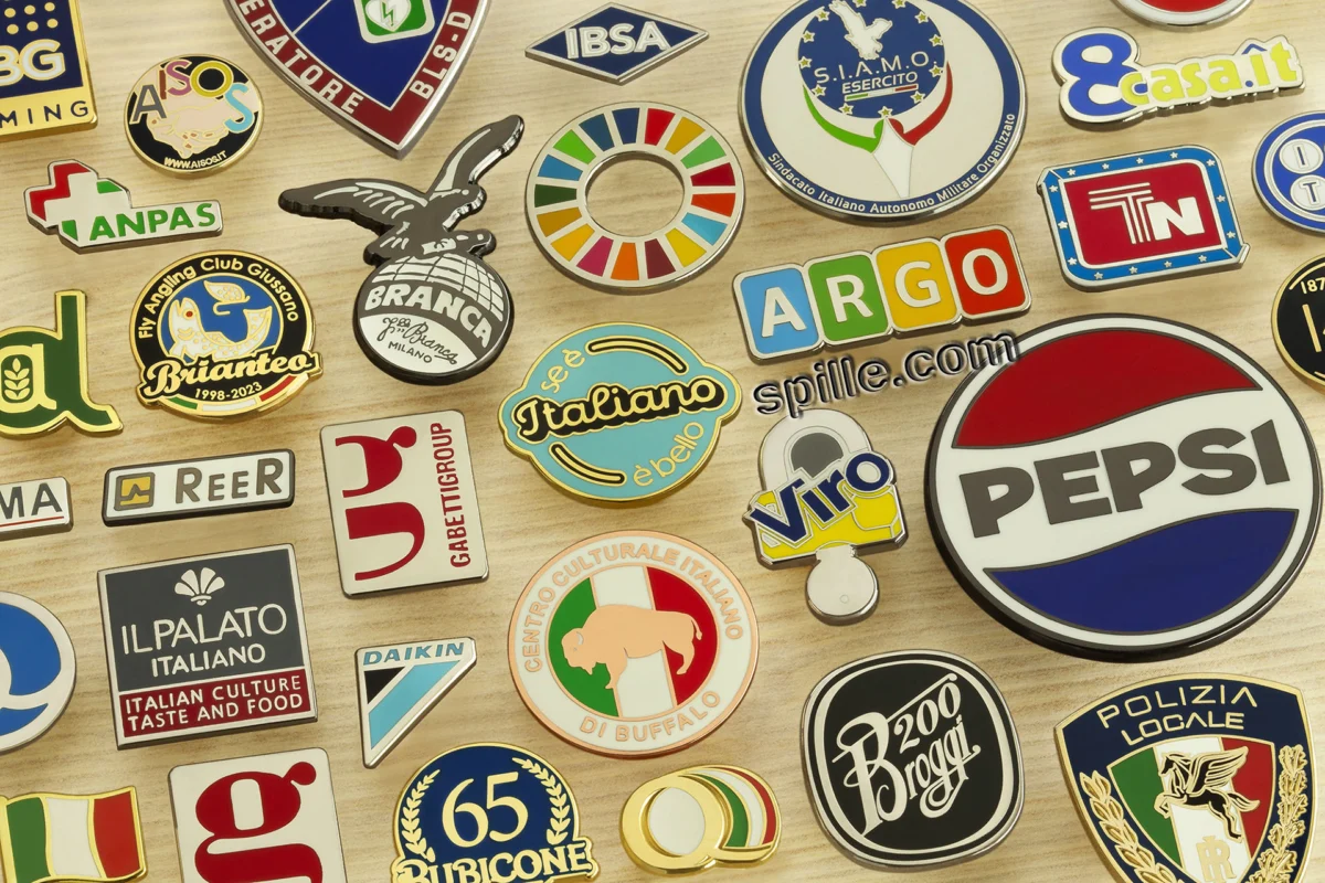Spille De Luxe smaltate personalizzate